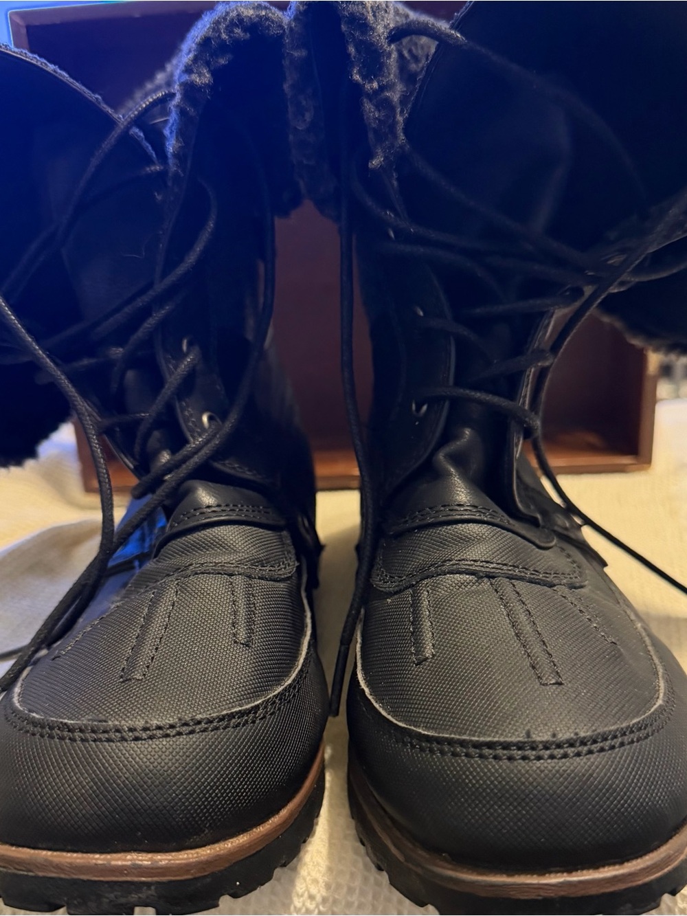 Rock & Candy Derry Boots Women SZ  8 1/2 Fold-Over Faux Shearling Cuff Lace-Up